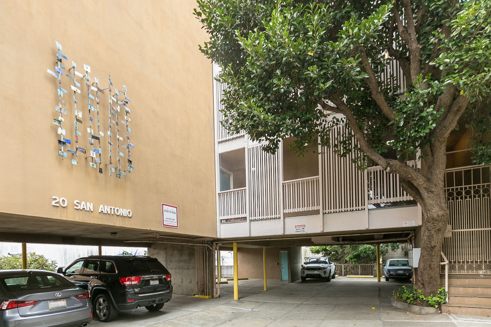 20 SAN ANTONIO Apartments photo 2